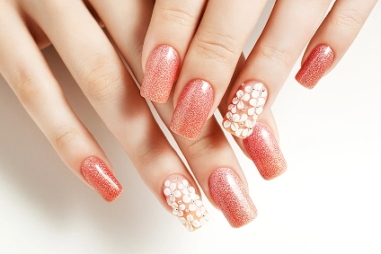 ongles paillettes